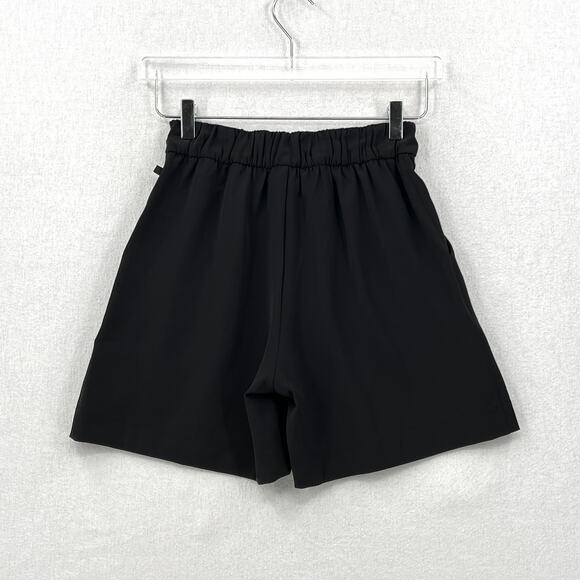 LULULEMON Noir Short 5.5” Womens 4 Black High Rise Pleated Elastic Tie Waist - Picture 4 of 14